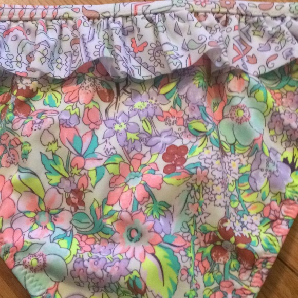 🌸VS Cheeky🌸 - Picture 3 of 6